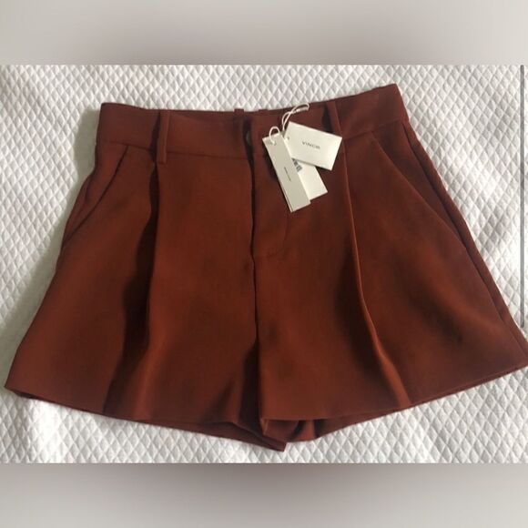Vince NWT Front Pleat Shorts in Burnt Orange Size 6 - Picture 3 of 8